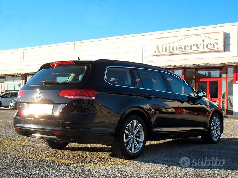 Usata VW Passat Business 150 CV (110 kW) 2019 Nero Station wagon