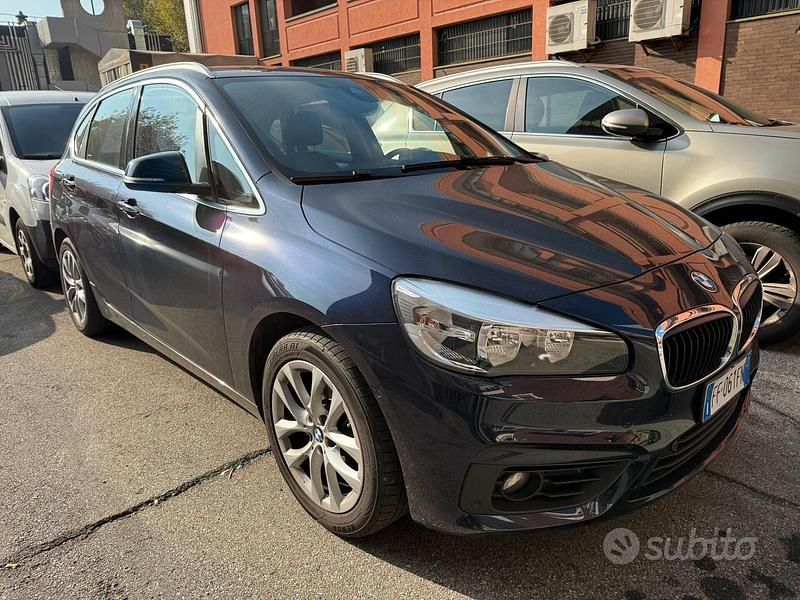 Usata BMW 216 Active Tourer Sport Line 115 CV (84 kW) 2016 Blu Monovolume