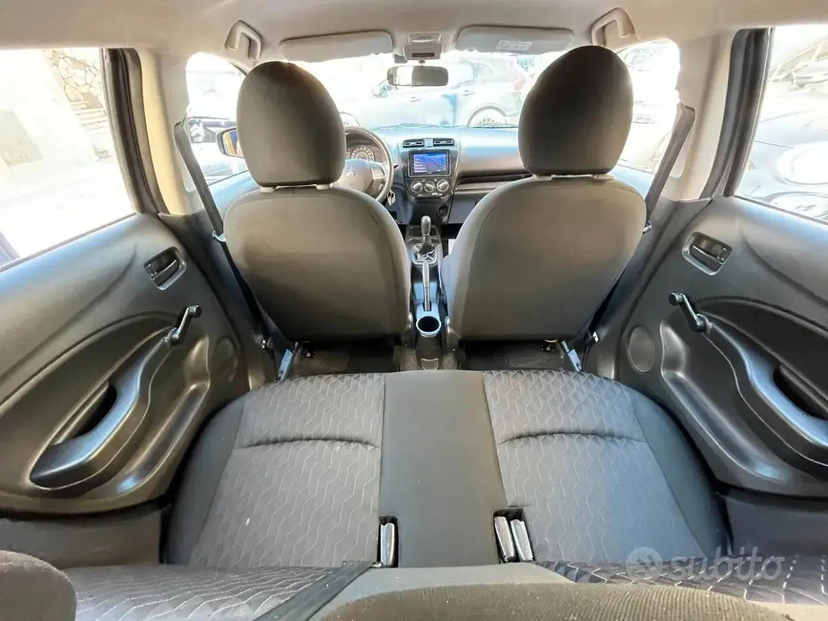 Usata Mitsubishi Space Star Intense 71 CV (52 kW) 2021 Grigio Utilitaria