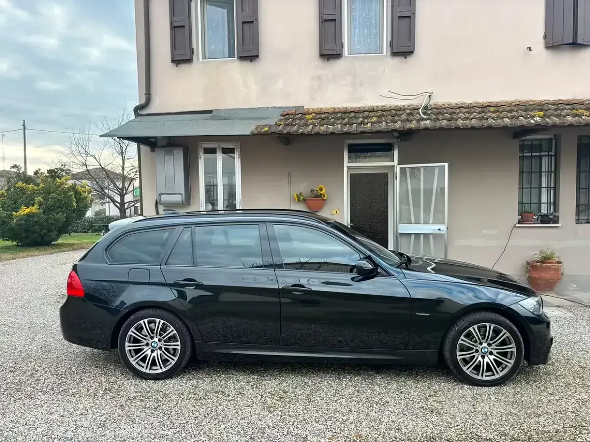 Usata BMW 330 M Sport 245 CV (180 kW) 2011 Nero Station wagon