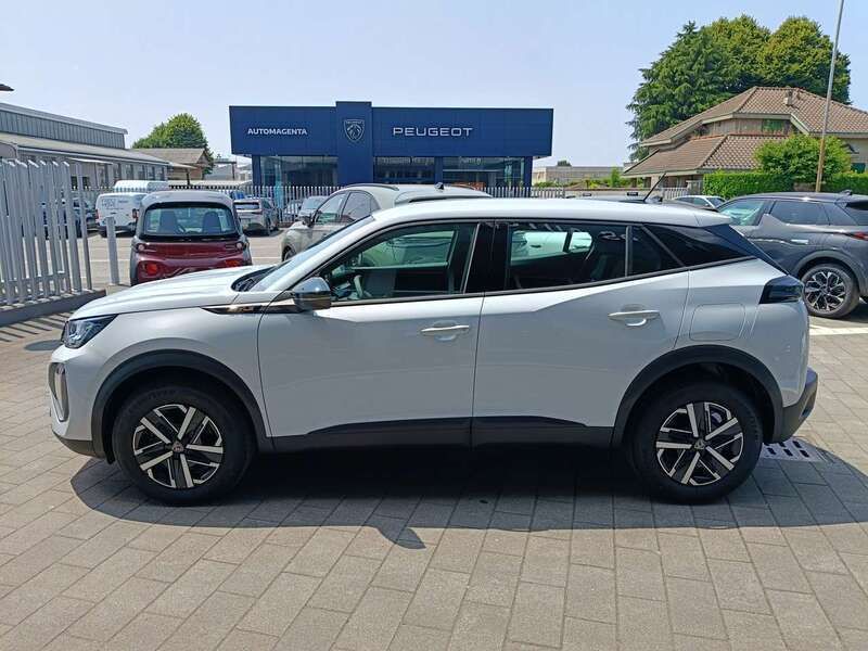 Nuova Peugeot 2008 Style 136 CV (100 kW) 2025 Bianco okenite SUV