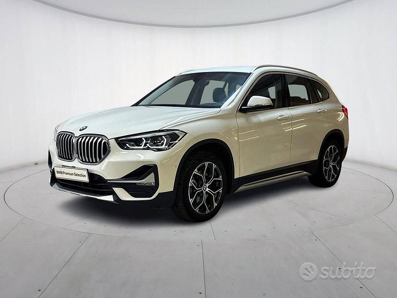 Alpin white Usata 2021 BMW X1 xLine SUV | 29.900 € (Cara) - Immagine 1/4