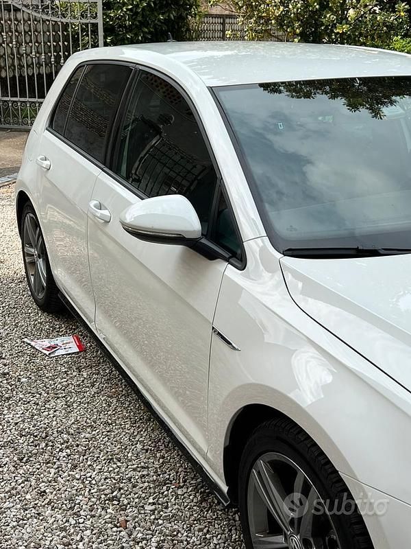 Usata VW Golf VII R-line 150 CV (110 kW) 2018 Bianco Berlina