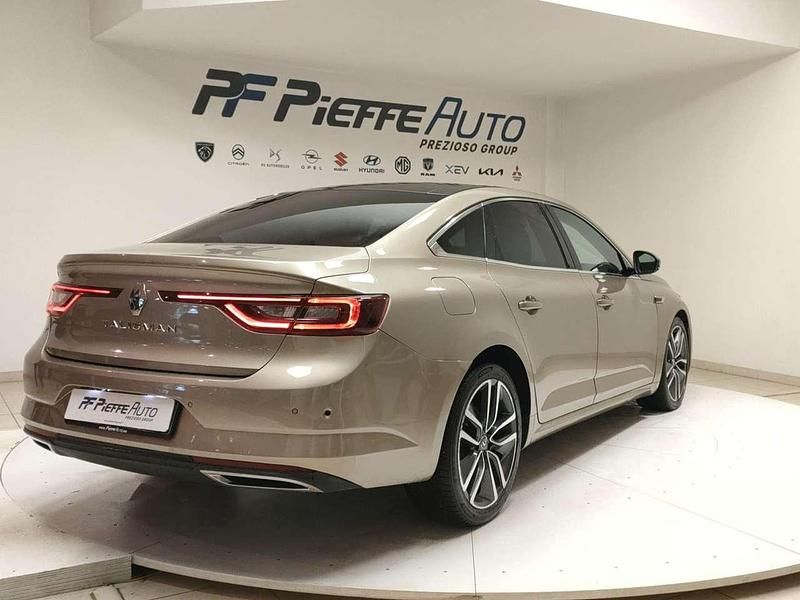 Usata Renault Talisman Initiale Paris 160 CV (117 kW) 2016 Beige cappuccino Berlina
