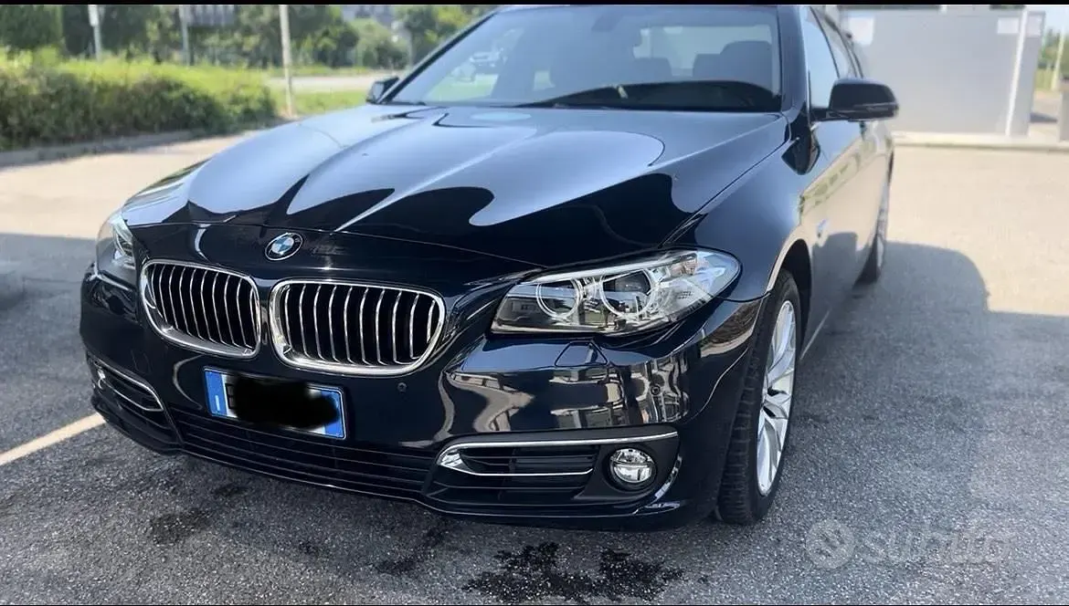 Usata BMW 525 Comfort Edition 218 CV (160 kW) 2018 Blu Berlina