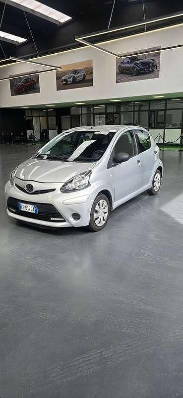 Usata Toyota Aygo 68 CV (50 kW) 2012 Utilitaria