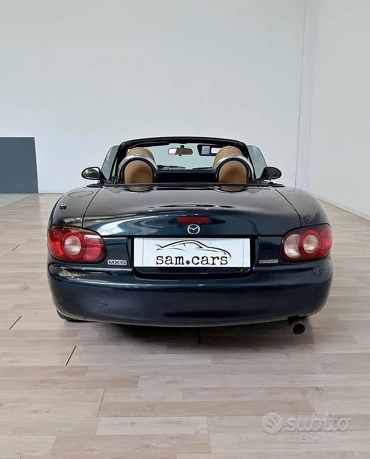 Usata Mazda MX5 110 CV (80 kW) 2005 Verde Cabrio