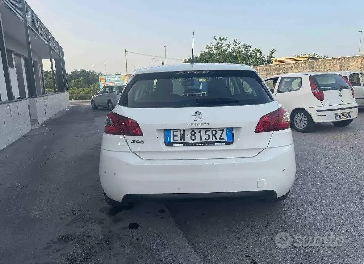 Usata Peugeot 308 Allure 92 CV (67 kW) 2014 Bianco Berlina