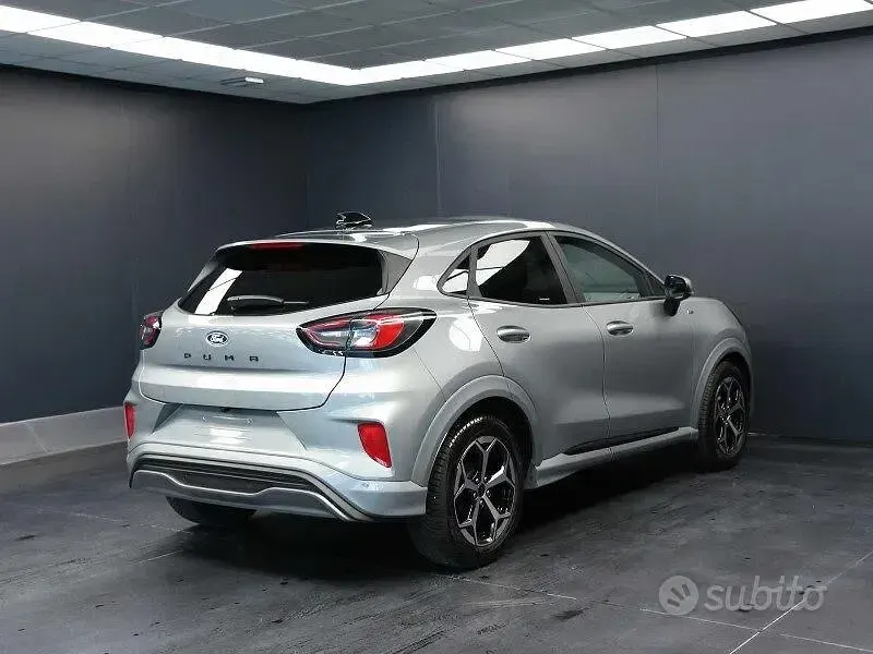 Usata Ford Puma ST-Line 124 CV (91 kW) 2025 Grigio SUV