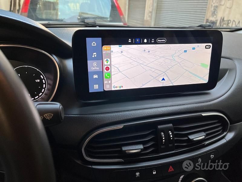 Usata Fiat Tipo Cross 131 CV (96 kW) 2021 Grigio Berlina