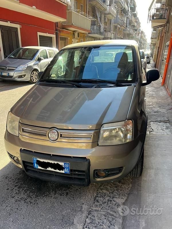 Usata Fiat Panda 60 CV (44 kW) 2008 Marrone Berlina