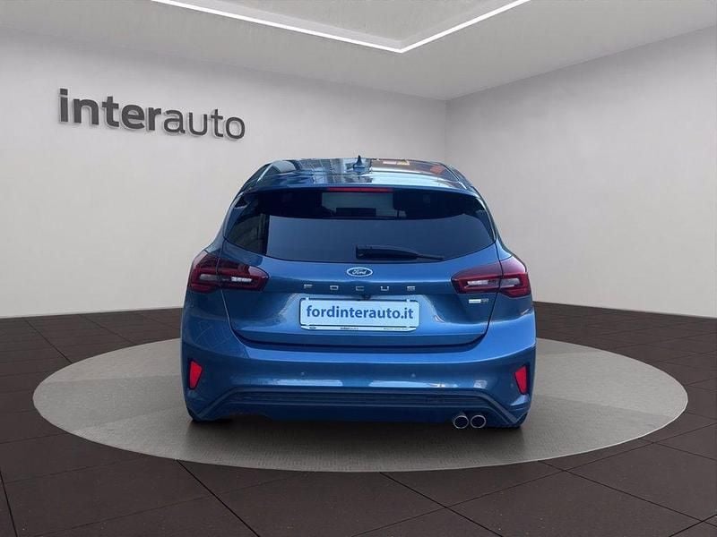 Usata Ford Focus ST-Line 125 CV (91 kW) 2023 Blu metallizzato Berlina