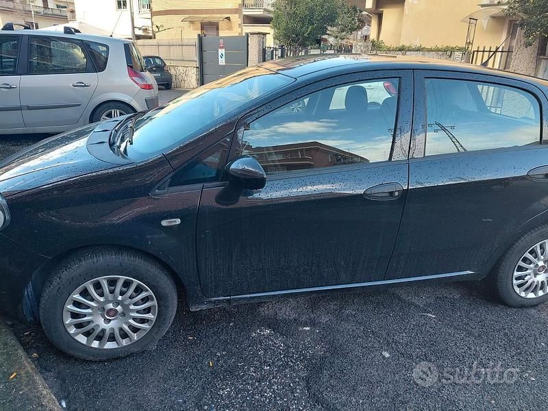 Usata Fiat Punto 2018 Nero Utilitaria