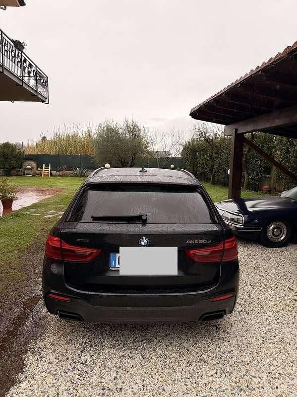 Begagnad BMW 550 Comfort Edition 400 HK (294 kW) 2020 Svart Kombi