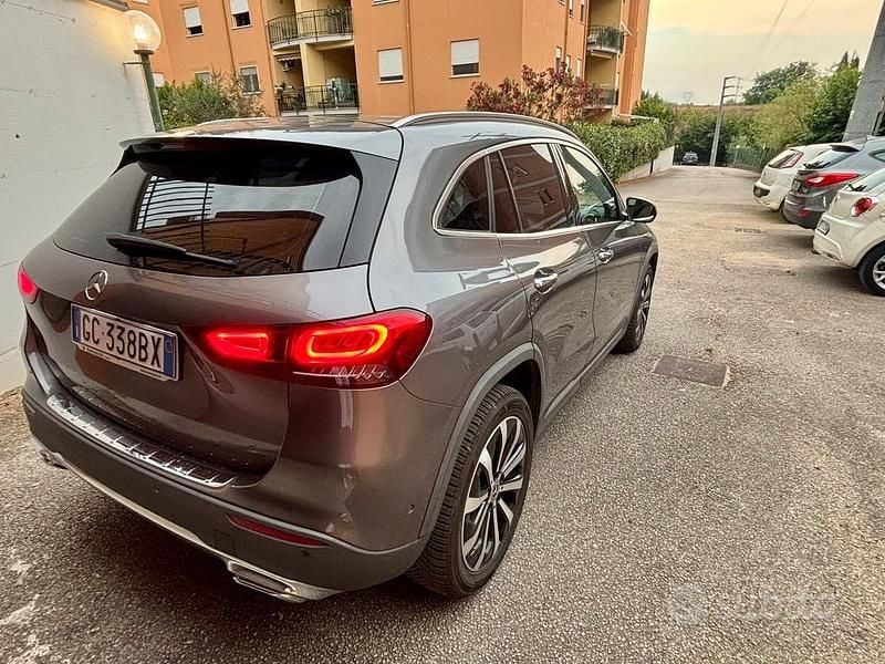 Usata Mercedes GLA200 2020 Grigio SUV