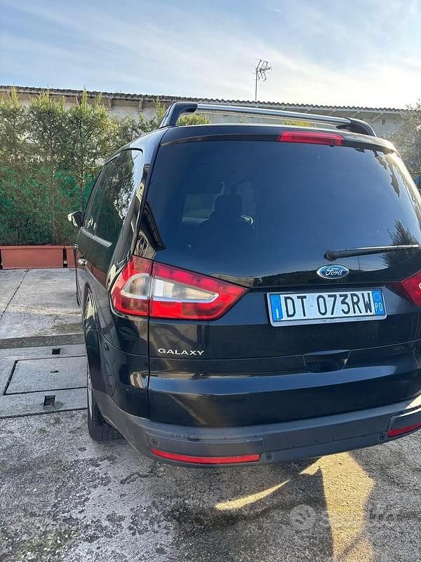 Usata Ford Galaxy 140 CV (102 kW) 2009 Nero Monovolume