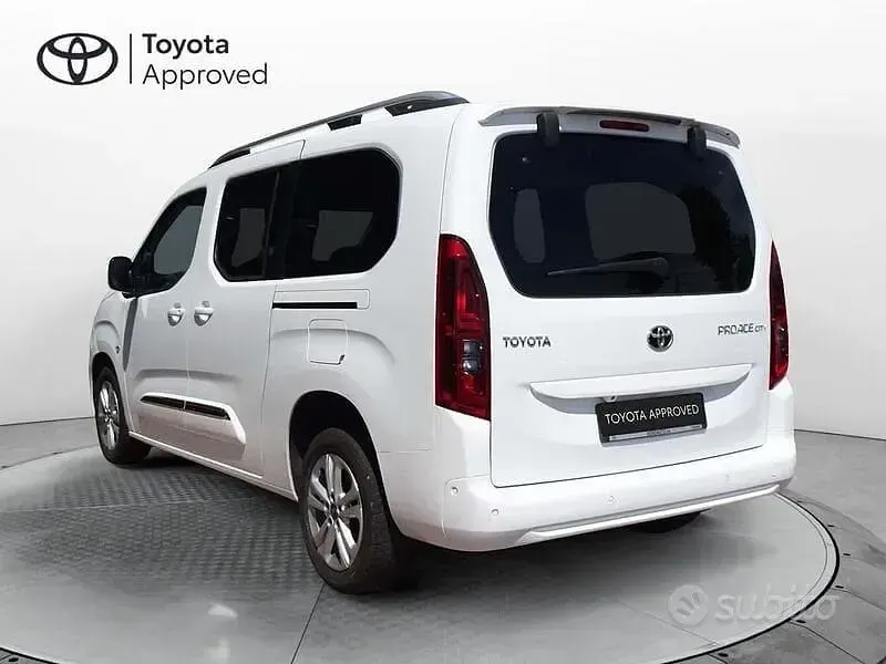 Usata Toyota Proace Verso City 130 CV (95 kW) 2021 Bianco Station wagon