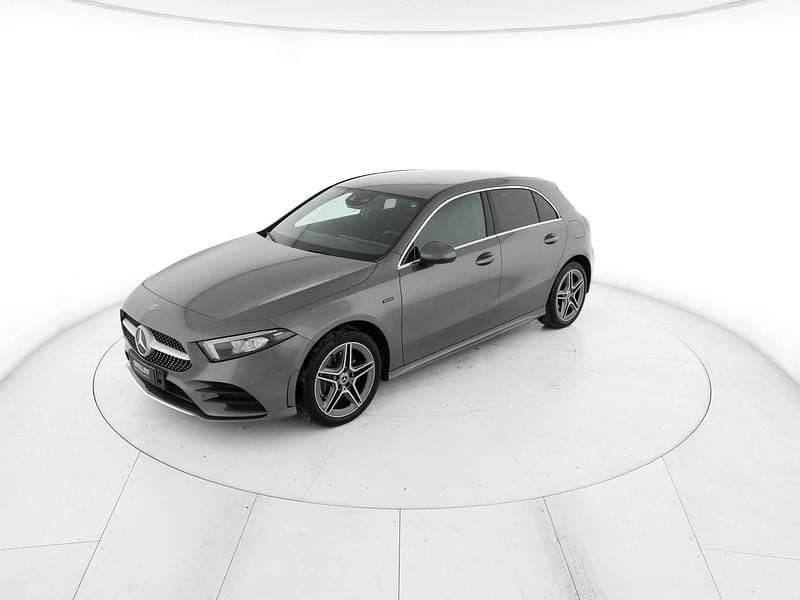 Usata Mercedes A250 Premium 218 CV (160 kW) 2020 Grigio Berlina