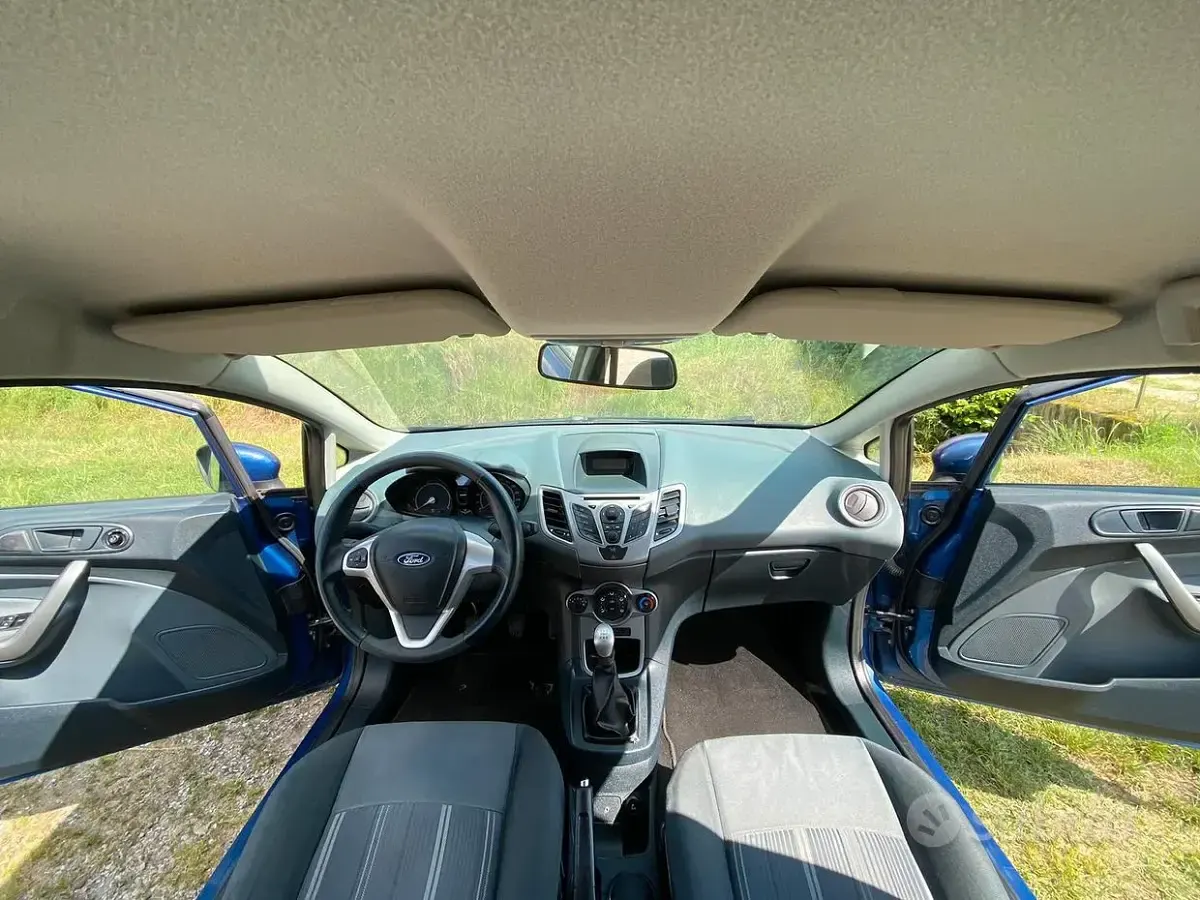 Usata Ford Fiesta 82 CV (60 kW) 2009 Berlina