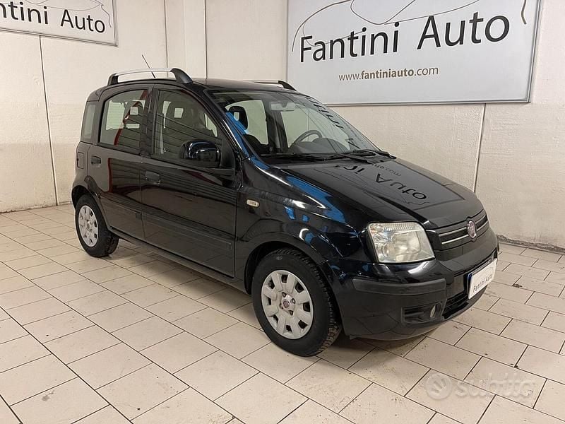Nero Usata 2011 Fiat Panda Dynamic Berlina | 4880 € (Ottimo prezzo) - Immagine 1/4