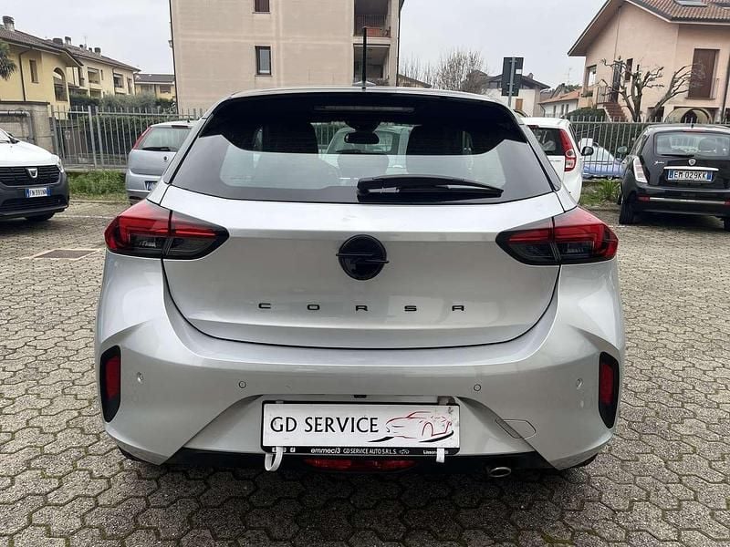 Usata Opel Corsa 101 CV (74 kW) 2024 Argento Utilitaria