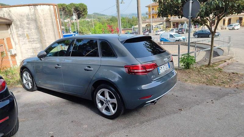 Usata Audi A3 Ambiente 116 CV (85 kW) 2018 Grigio Berlina