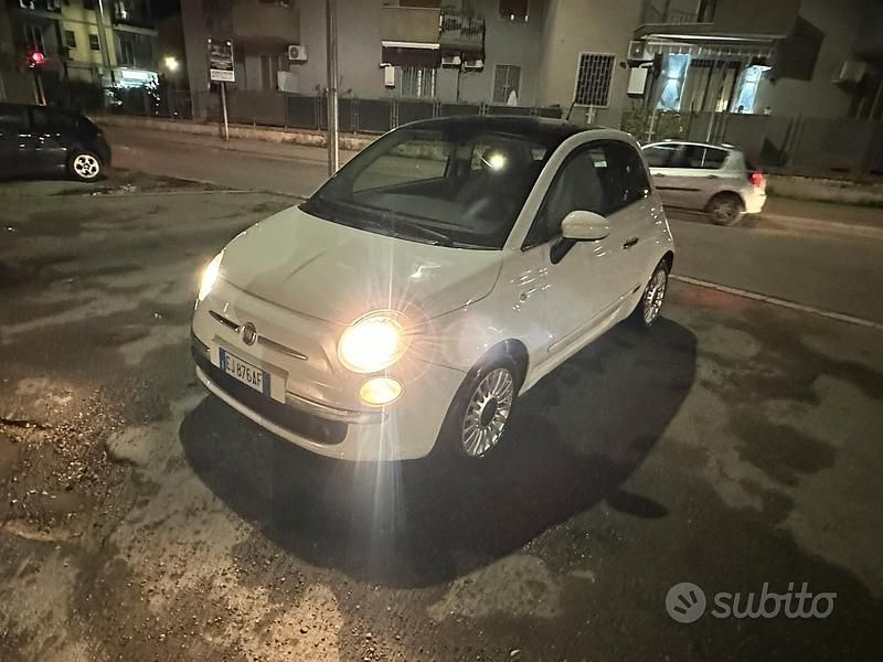 Usata Fiat 500 95 CV (69 kW) 2011 Bianco Utilitaria