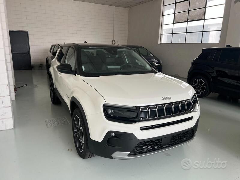 Nuova Jeep Avenger Summit 110 CV (80 kW) 2025 SUV