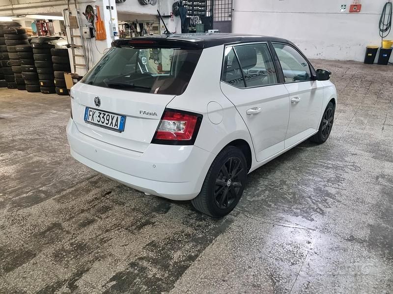 Usata Skoda Fabia Design Edition 60 CV (44 kW) 2017 Bianco Berlina