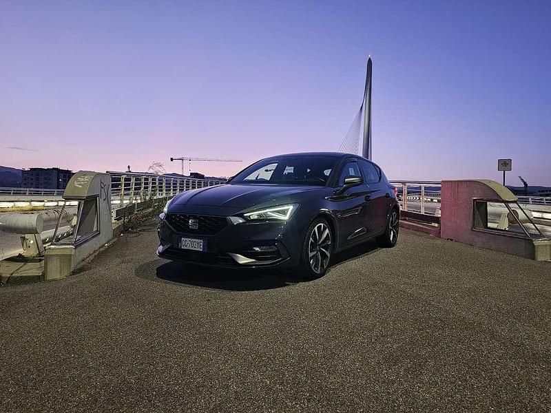 Usata Seat Leon FR 150 CV (110 kW) 2021 Berlina