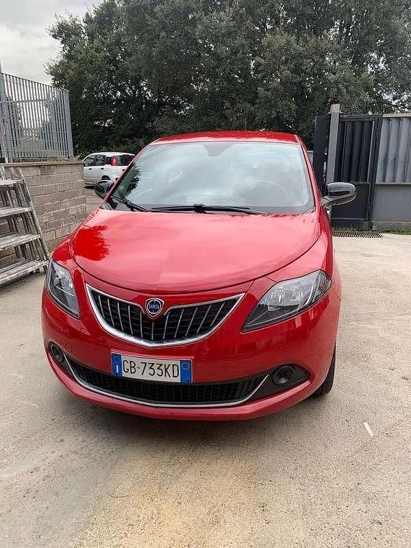 Usata Lancia Ypsilon 71 CV (52 kW) 2021 Utilitaria