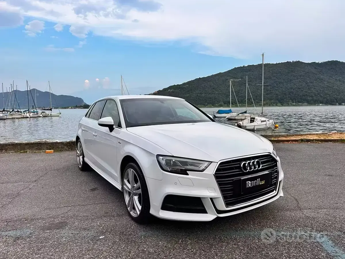 Usata Audi A3 S-Line 116 CV (85 kW) 2019 Bianco Berlina