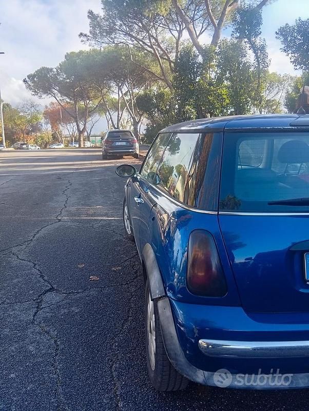 Begagnad Mini ONE 2003 Halvkombi