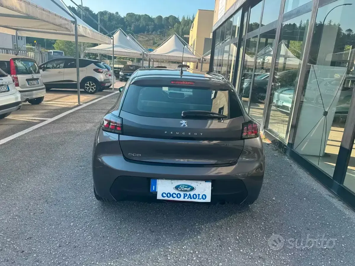 Usata Peugeot 208 Active 75 CV (55 kW) 2022 Grigio Utilitaria