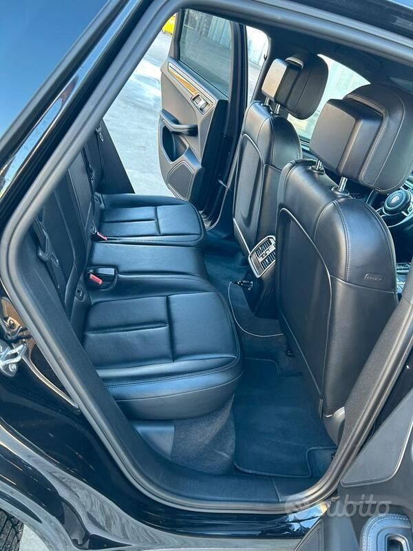 Usata Porsche Macan 250 CV (183 kW) 2015 Nero SUV