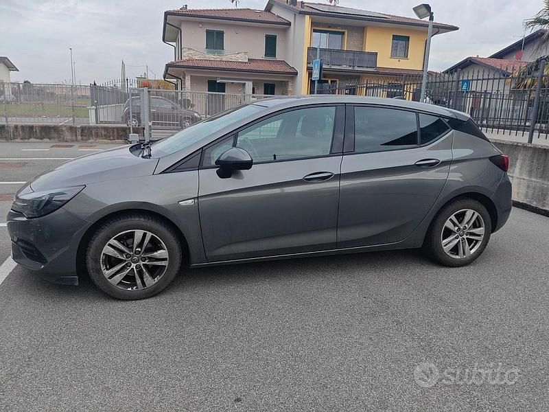 Occasion Opel Astra GS Line 105 ch (77 kW) 2020 Gris Berline