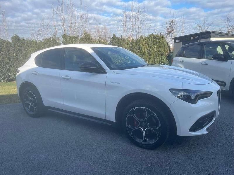 Usata Alfa Romeo Stelvio Veloce 209 CV (153 kW) 2023 SUV