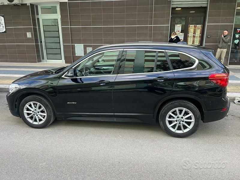 Usata BMW X1 150 CV (110 kW) 2018 Nero SUV