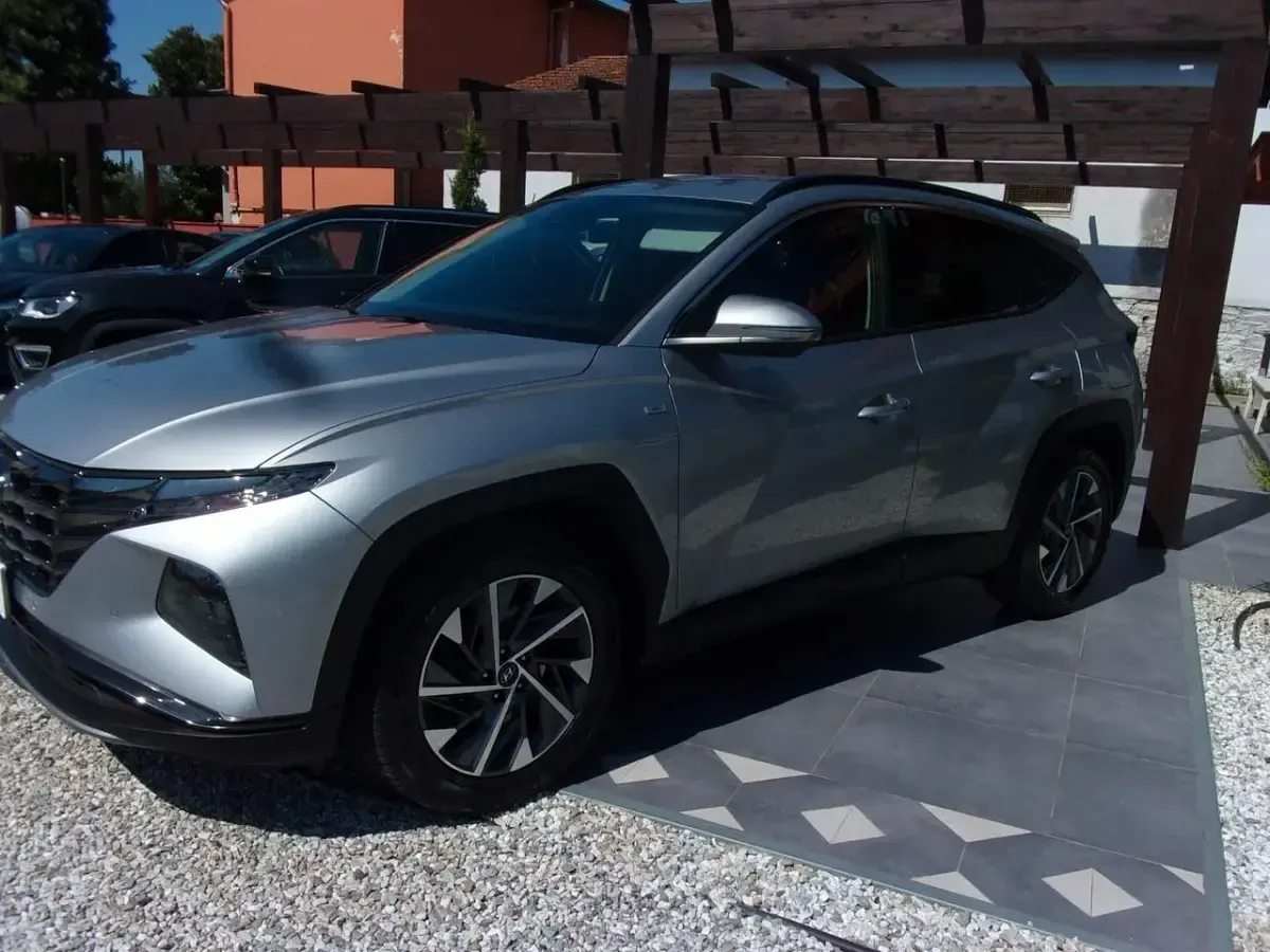Usata Hyundai Tucson 135 CV (99 kW) 2023 Argento SUV