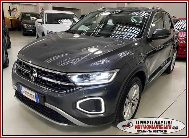 Usata VW T-Roc Style 150 CV (110 kW) 2023 Grigio SUV