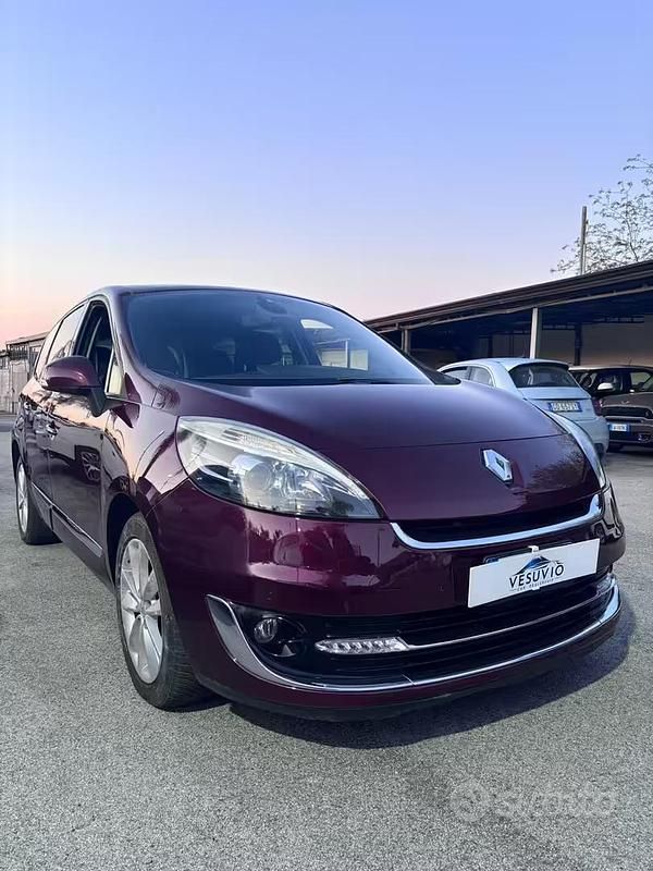 Usata Renault Scénic III Bose Edition 130 CV (95 kW) 2012 Rosso Monovolume
