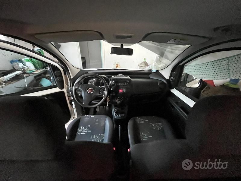 Usata Fiat Qubo Trekking 75 CV (55 kW) 2015 Bianco Monovolume