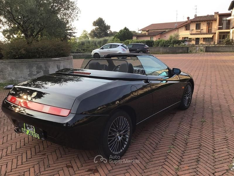 Nero Usata 2000 Alfa Romeo GTV Coupé | 8500 € (Buon prezzo) - Immagine 1/4