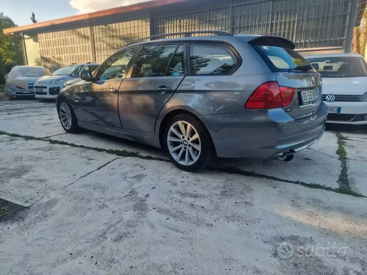 Usata BMW 320 M Sport 177 CV (130 kW) 2008 Grigio Station wagon
