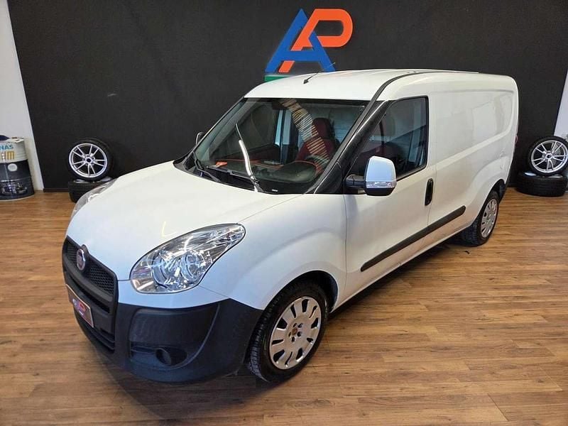 Usata Fiat Doblò 120 CV (88 kW) 2013 Bianco Monovolume