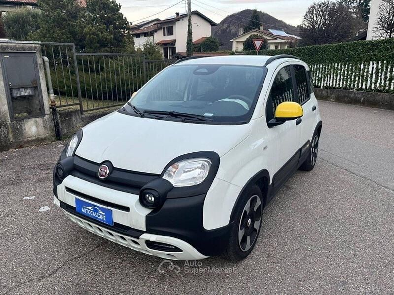 Usata Fiat Panda Cross Cross 69 CV (50 kW) 2025 Bianco Utilitaria