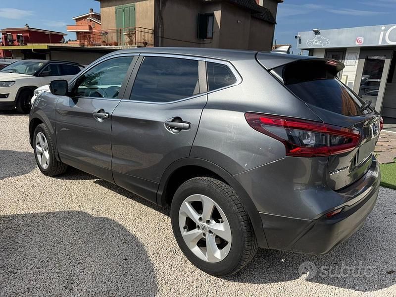 Usata Nissan Qashqai 116 CV (85 kW) 2019 Grigio SUV