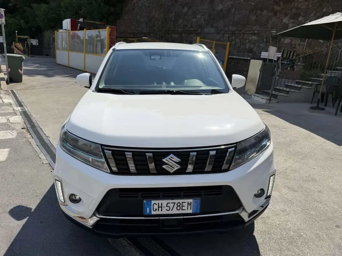 Usata Suzuki Vitara Cool 129 CV (94 kW) 2022 Bianco SUV