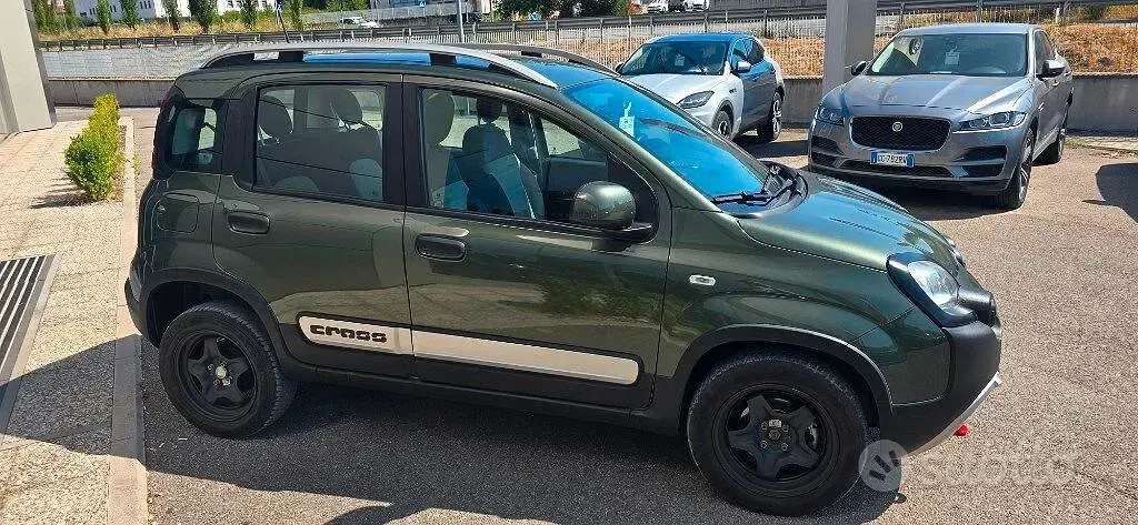 Usata Fiat Panda Cross Cross 84 CV (61 kW) 2021 Verde Utilitaria