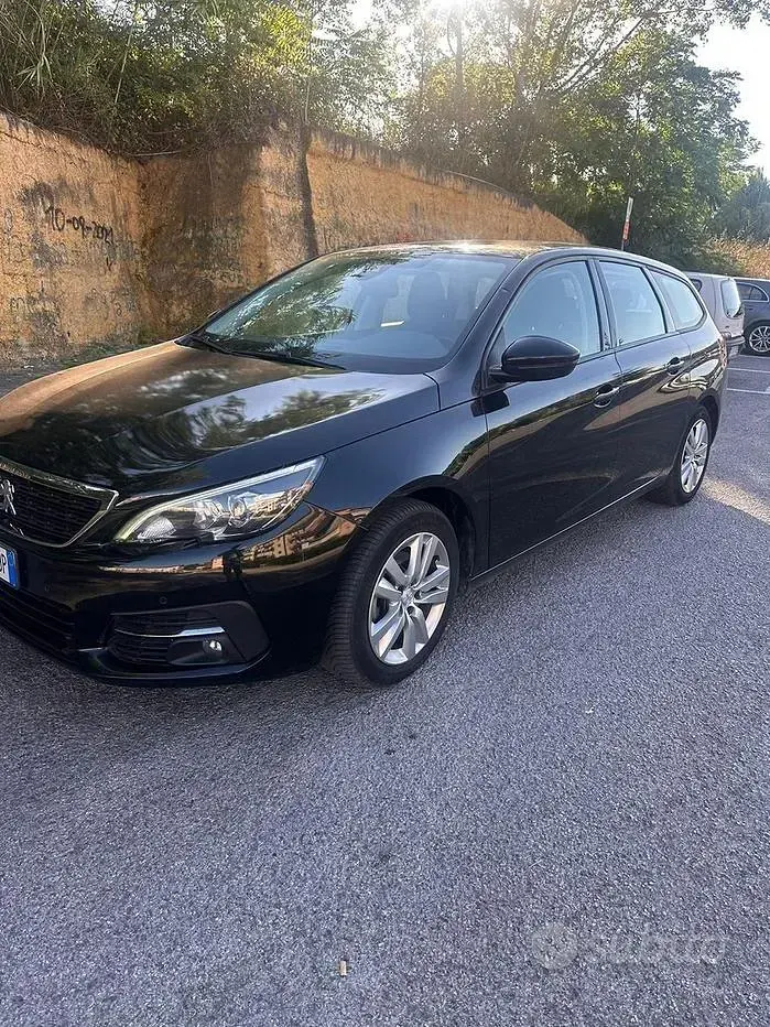 Usata Peugeot 308 131 CV (96 kW) 2020 Nero Station wagon